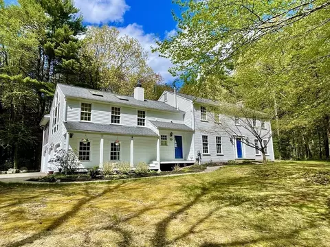 114 Hunters Ridge Rd, Concord, MA 01742