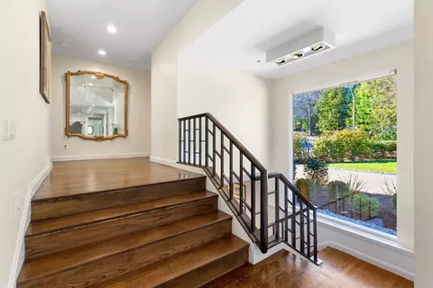 Entry Way - 9 Singletree Rd, Brookline, MA 02467 photo 1 of 1