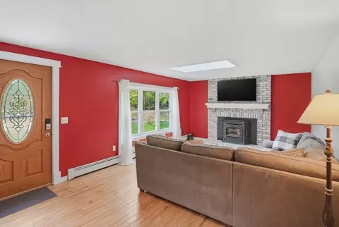 39 Arch St, Douglas, MA 01516 photo 15