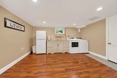 10 Autumn Cir, Hingham, MA 02043 photo 25