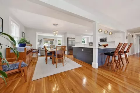 10 Autumn Cir, Hingham, MA 02043 photo 6