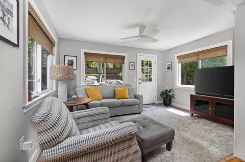 10 Autumn Cir, Hingham, MA 02043 photo 15