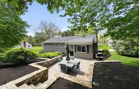 10 Autumn Cir, Hingham, MA 02043 photo 36