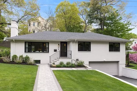 41 Sunset Rd, Winchester, MA 01890