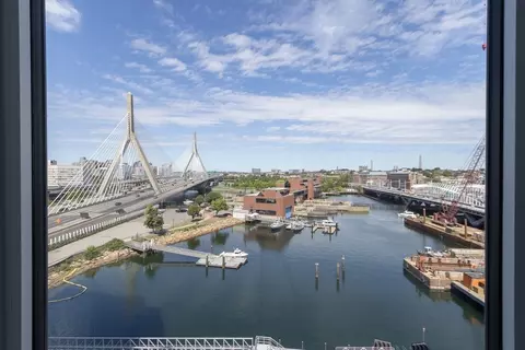 100 Lovejoy Wharf #10-E, Boston, MA 02114