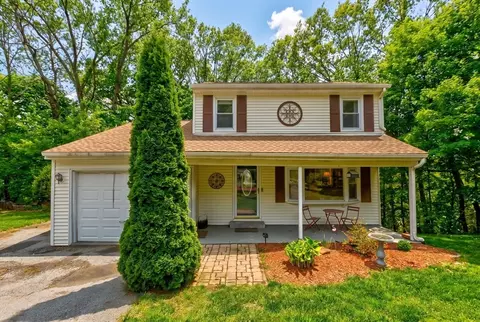 48 Westview Rd, Worcester, MA 01602