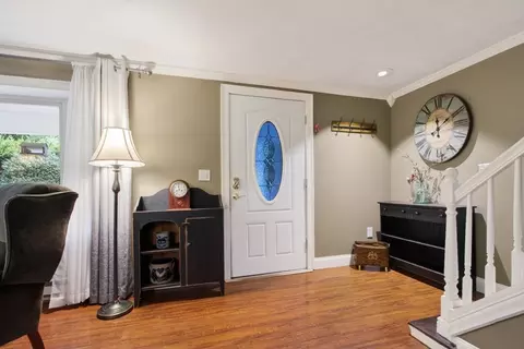Entry Way - 48 Westview Rd, Worcester, MA 01602 photo 1 of 3