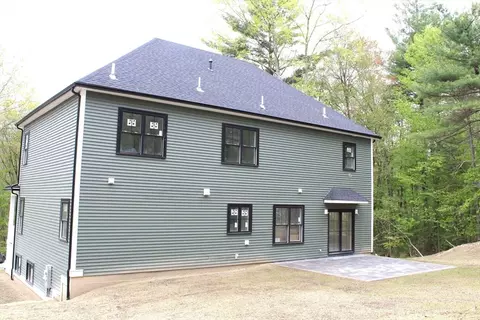 Exterior - 30 Mendon St, Upton, MA 01568 photo 4 of 7