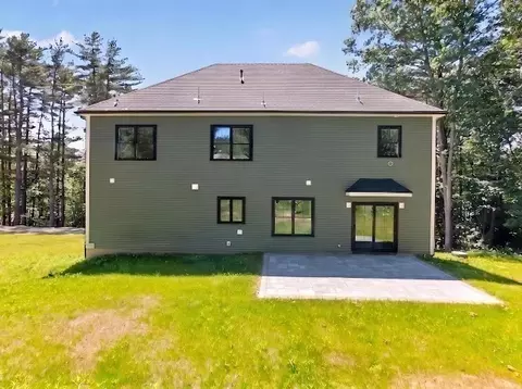 Exterior - 30 Mendon St, Upton, MA 01568 photo 6 of 7