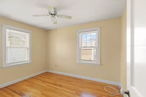 Bedroom - 6 Corliss Ave, Gloucester, MA 01930 photo 2 of 4