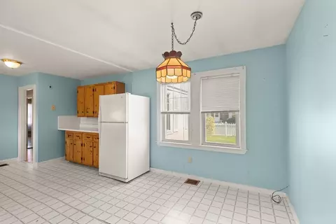 Kitchen - 6 Corliss Ave, Gloucester, MA 01930 photo 4 of 4