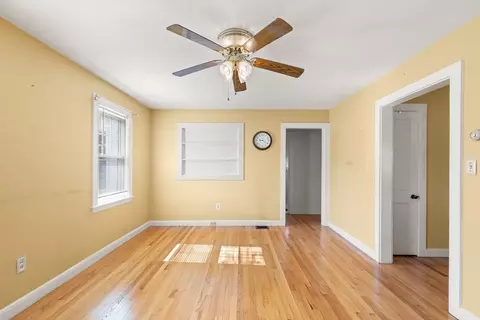 Living - 6 Corliss Ave, Gloucester, MA 01930 photo 1 of 4