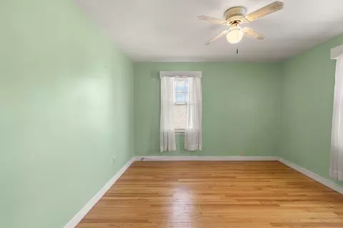 Bedroom - 6 Corliss Ave, Gloucester, MA 01930 photo 4 of 4