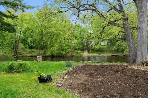 Exterior - 26 Powder Mill Rd, Maynard, MA 01754 photo 6 of 6