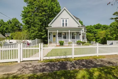 849 Union St, Rockland, MA 02370