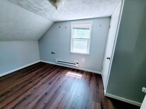 33-35 Algonquin Pl, Springfield, MA 01104 photo 10