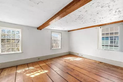 29 31 Circle St, Marblehead, MA 01945 photo 16