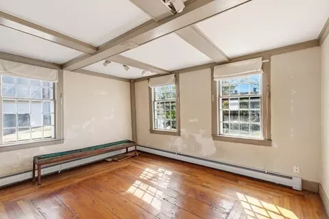 29 31 Circle St, Marblehead, MA 01945 photo 27