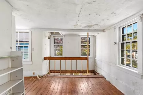 29 31 Circle St, Marblehead, MA 01945 photo 19
