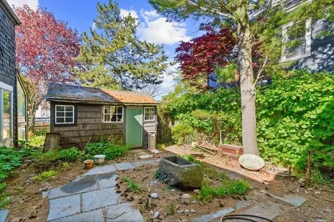 29 31 Circle St, Marblehead, MA 01945 photo 33