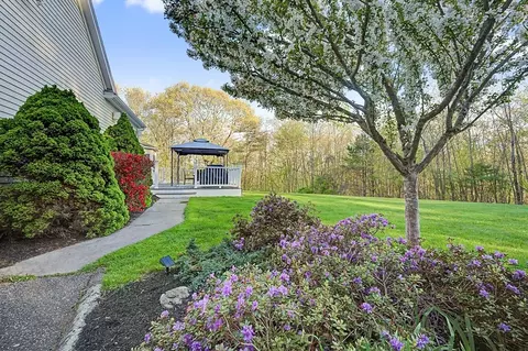 Exterior - 270 Mendon Rd, Sutton, MA 01590 photo 8 of 10