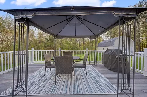 Exterior - 270 Mendon Rd, Sutton, MA 01590 photo 6 of 10