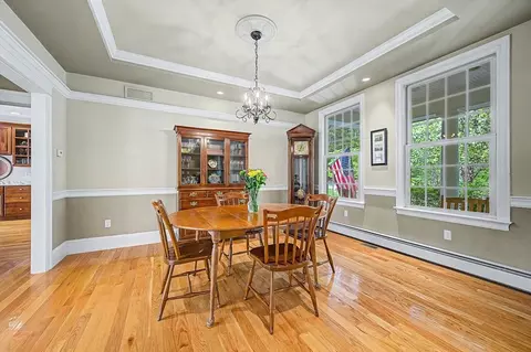 Dining - 270 Mendon Rd, Sutton, MA 01590 photo 2 of 2