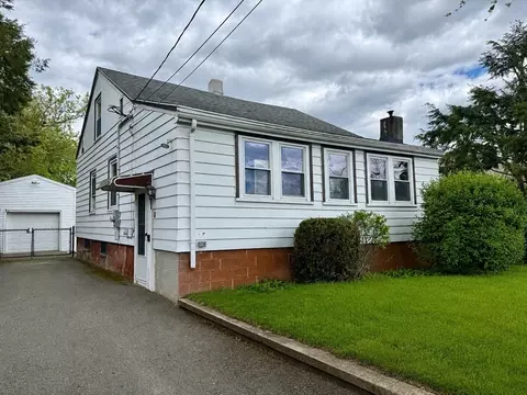 6 Jersey Ln, Danvers, MA 01923