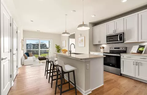 5 Peters Farm Way #405, Westborough, MA 01581