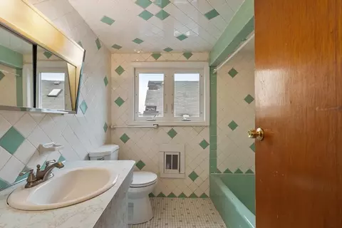 17 Tufts Ave, Everett, MA 02149 photo 25