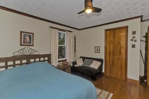123 Holyoke St, Easthampton, MA 01027 photo 18
