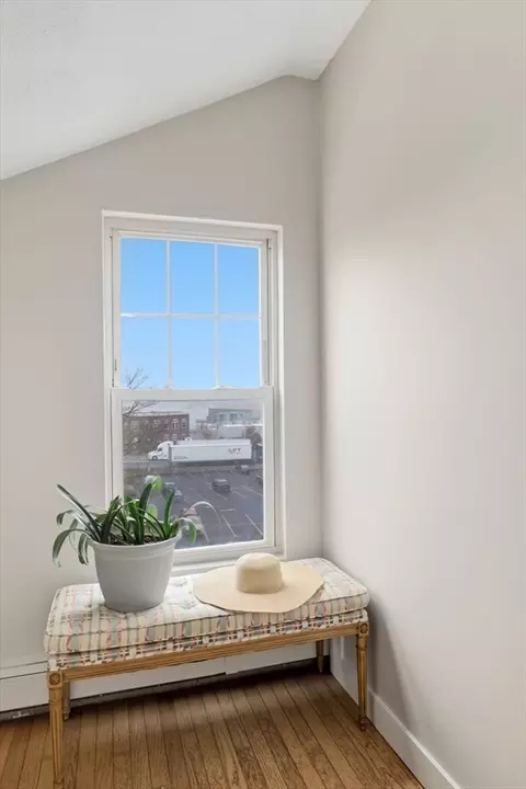 Entry Way - 274 Main St #4, Gloucester, MA 01930 photo 5 of 5