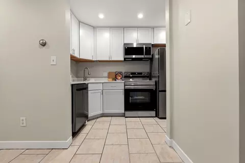 Kitchen - 274 Main St #4, Gloucester, MA 01930 photo 3 of 3