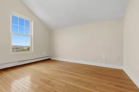 Bedroom - 274 Main St #4, Gloucester, MA 01930 photo 4 of 6