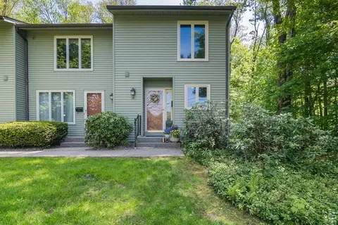 10 Walnut St #10, Turners Falls, MA 01376