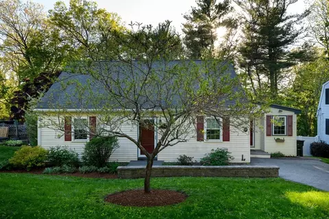 32 Westview Dr, Worcester, MA 01602
