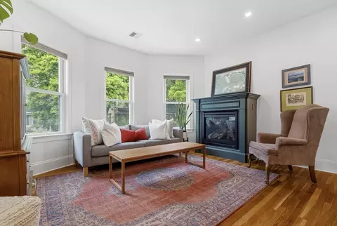 46 Symmes #3, Boston, MA 02131
