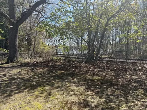 0 Barnard Ct, Springfield, MA 01101 photo 2