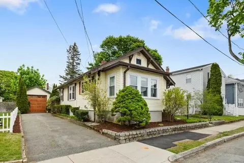 Exterior - 17 Ames St, Beverly, MA 01915 photo 3 of 7