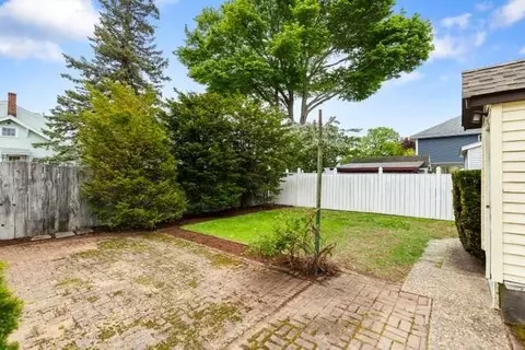 Exterior - 17 Ames St, Beverly, MA 01915 photo 4 of 7