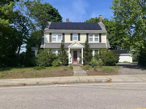 17 Pond St, Sharon, MA 02067