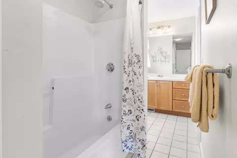 Bath - 10 Riverview Way #A, Gloucester, MA 01930 photo 3 of 3
