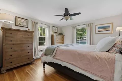 Bedroom - 8 Holding St, Beverly, MA 01915 photo 4 of 5