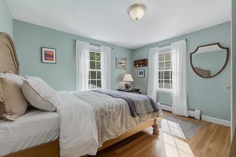 Bedroom - 8 Holding St, Beverly, MA 01915 photo 2 of 5