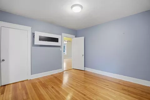 8 Carver St, Worcester, MA 01604 photo 17