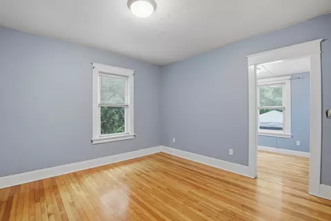 8 Carver St, Worcester, MA 01604 photo 15