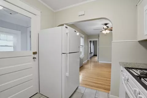 8 Carver St, Worcester, MA 01604 photo 14