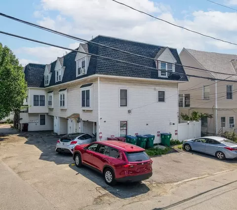 54 Gates St #2, Lowell, MA 01851