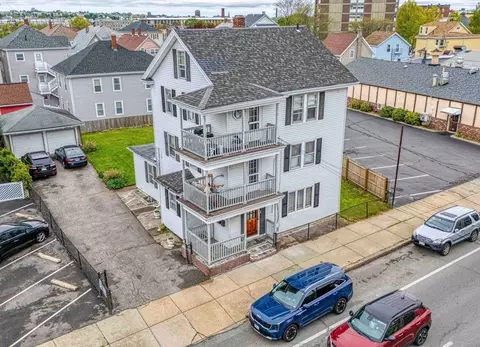 781 Eastern Ave, Fall River, MA 02723