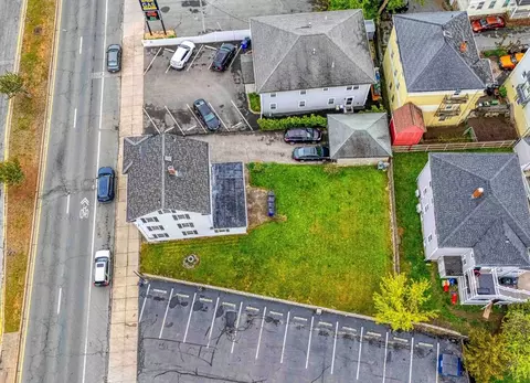 View/Area - 781 Eastern Ave, Fall River, MA 02723 photo 2 of 3